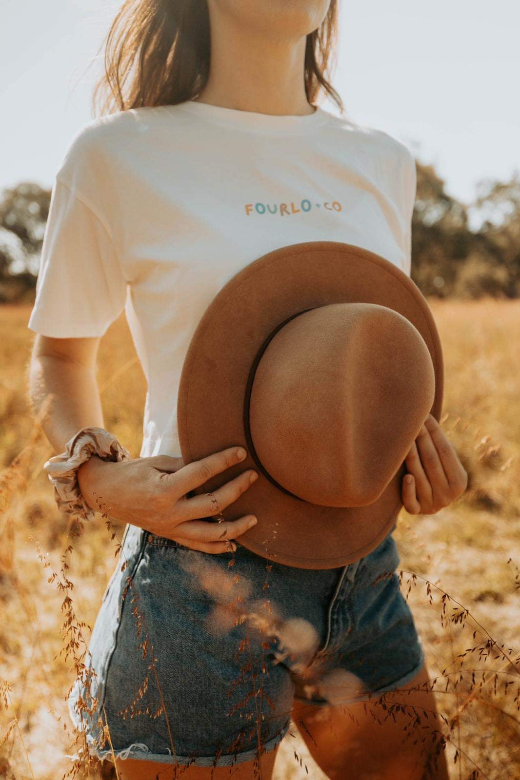 The cropped loose fit t-shirt offers a lightweight versatile fit. Whether you are at the beach, on a camping trip, or at the gym. The women's cropped loose fit t-shirt is perfect for any occassion.